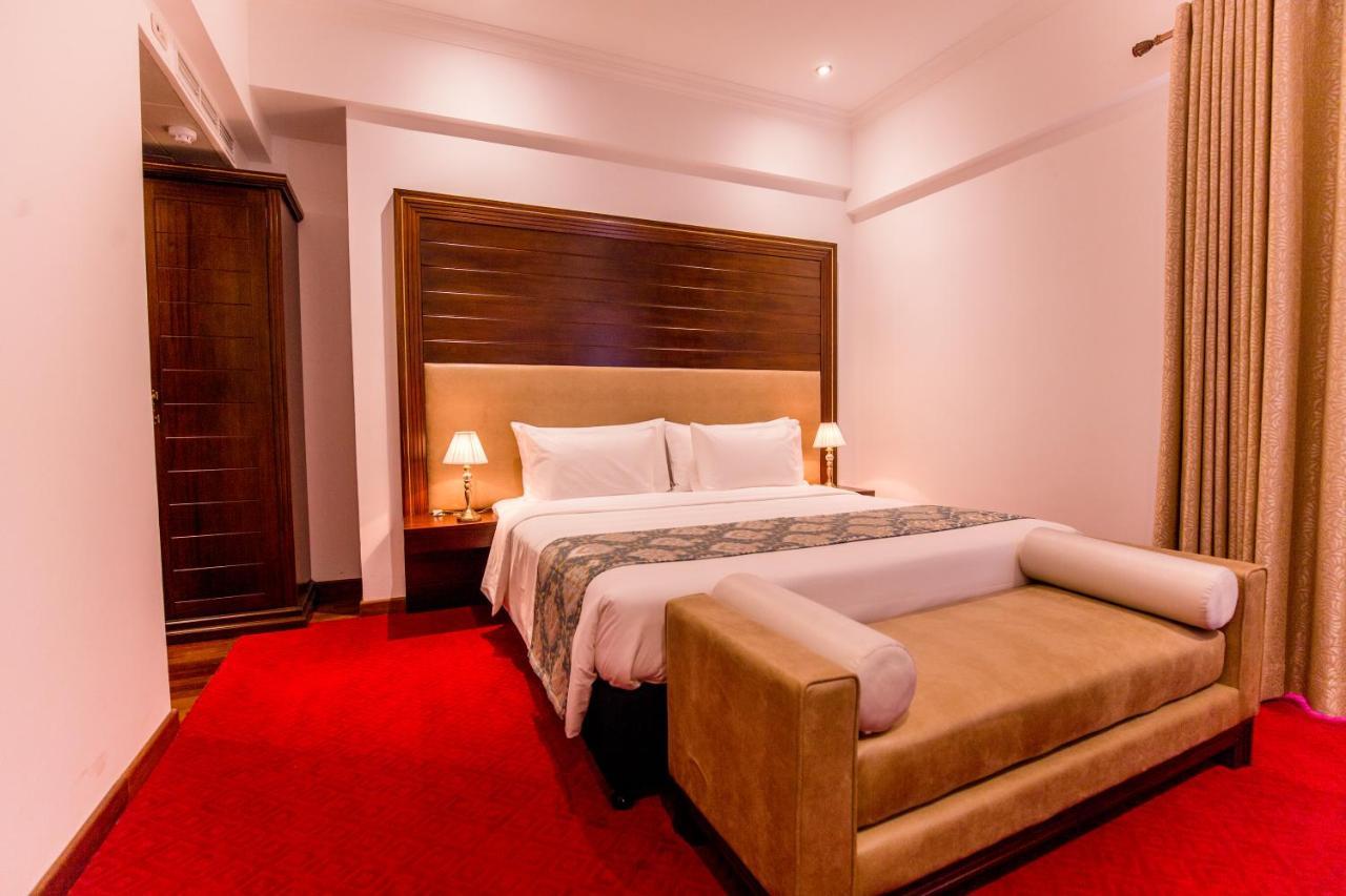 Trillium Boutique City Hotel Коломбо Екстер'єр фото