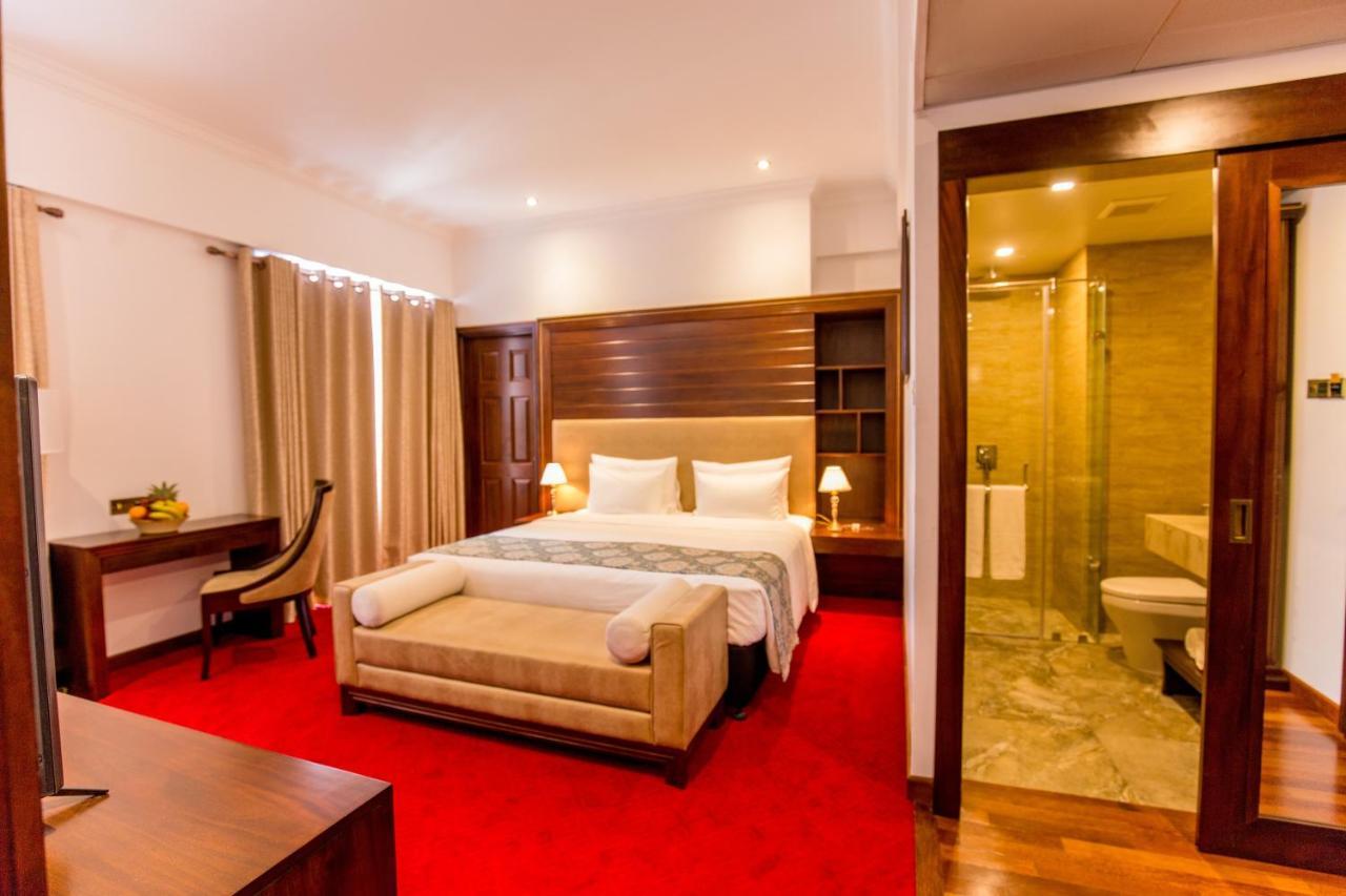 Trillium Boutique City Hotel Коломбо Екстер'єр фото